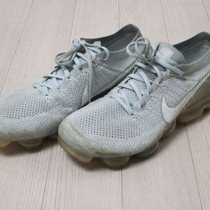 나이키 에어 베이퍼맥스 플라이니트 1퓨어 플래티넘 295 이미지