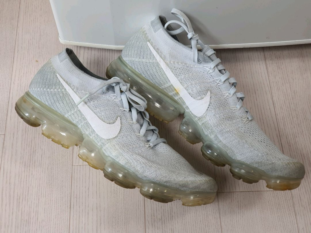 나이키 에어 베이퍼맥스 플라이니트 1퓨어 플래티넘 295 이미지