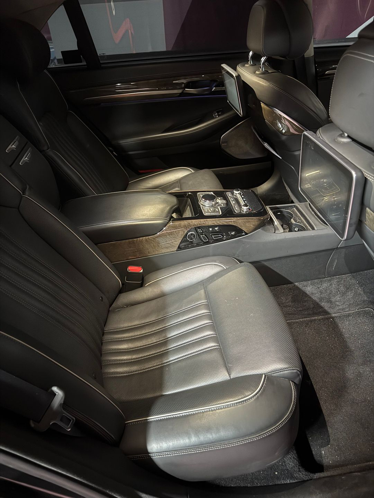 2018 eq900 5.0 이미지