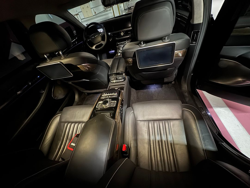 2018 eq900 5.0 이미지