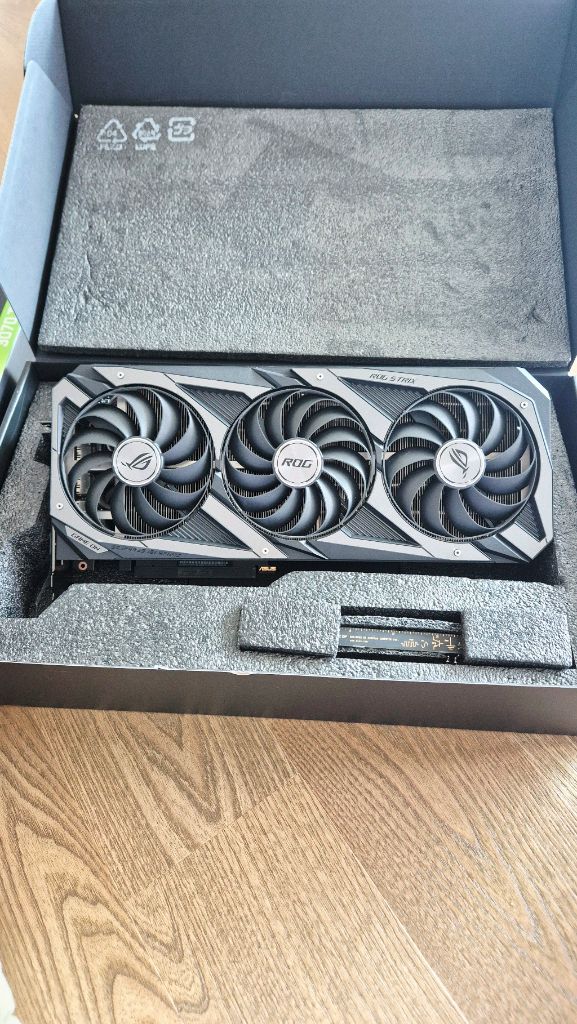 RTX 3070Ti 로그 스트릭스 그래픽카드 박풀 최상급 이미지