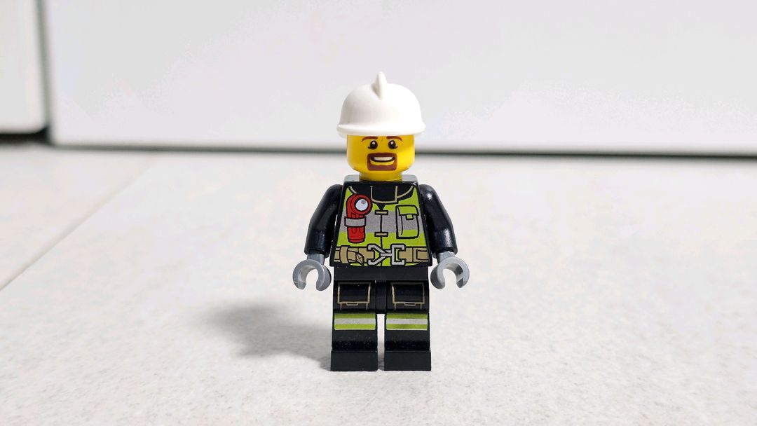 레고 시티 소방관 피규어 판매합니다. 이미지