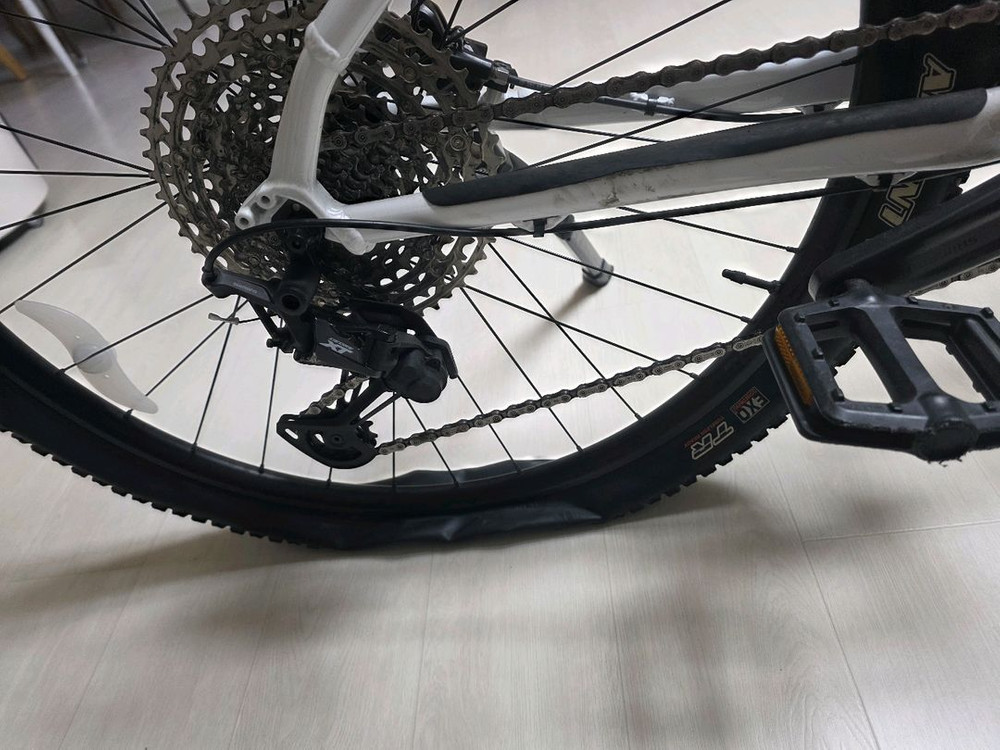 트렉 엑스칼리버8 팝니다. 이미지