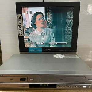 삼성 콤보 비디오 플레이어 VHS 플레이어 상태 좋은 제품 팝니다 DVD 는 안됨. 이미지