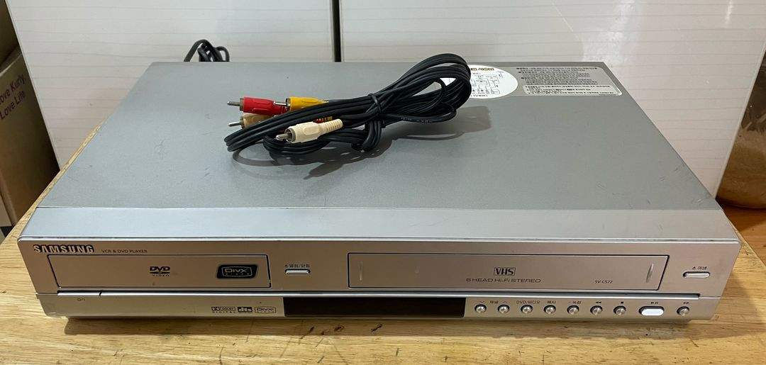 삼성 콤보 비디오 플레이어 VHS 플레이어 상태 좋은 제품 팝니다 DVD 는 안됨. 이미지