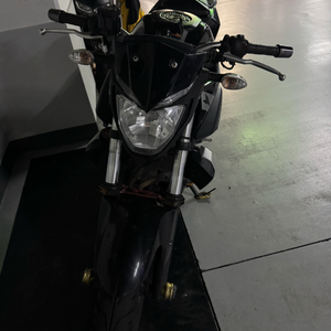 야마하 MT-03 이미지