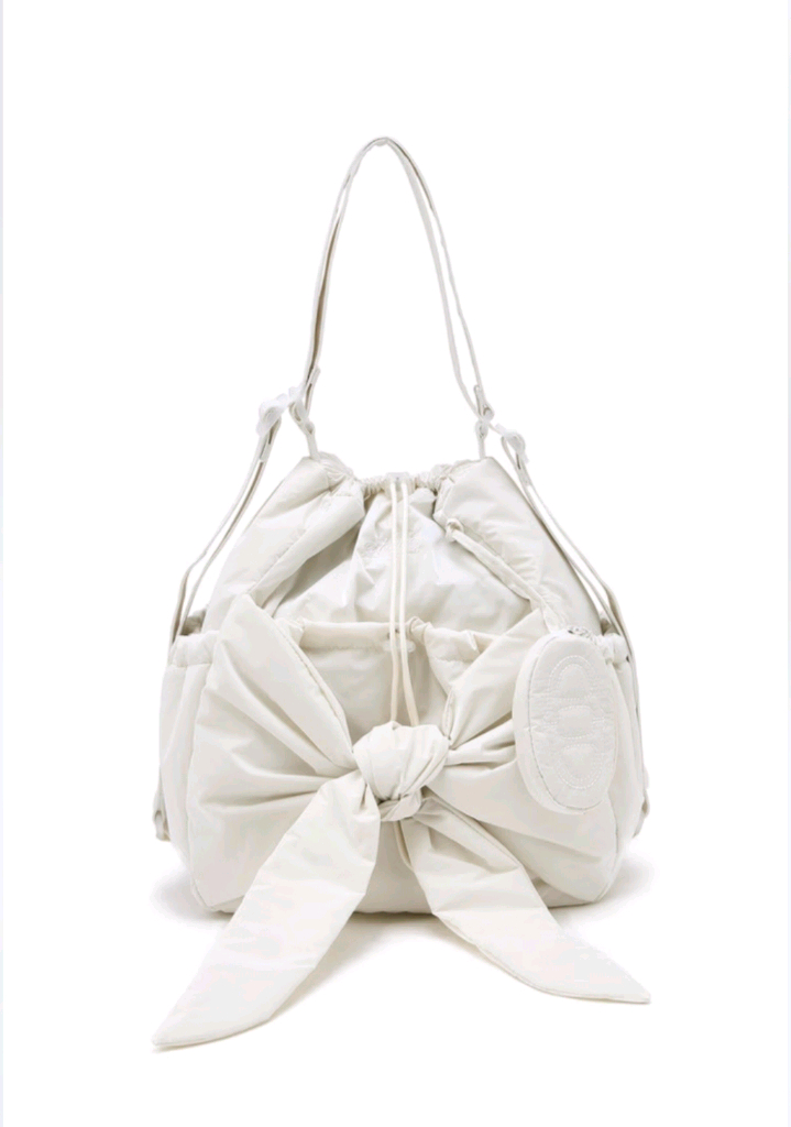 아떼바네사브루노 르봉 [RUBAN] 아이보리 리본 백팩 겸 숄더백 S 이미지