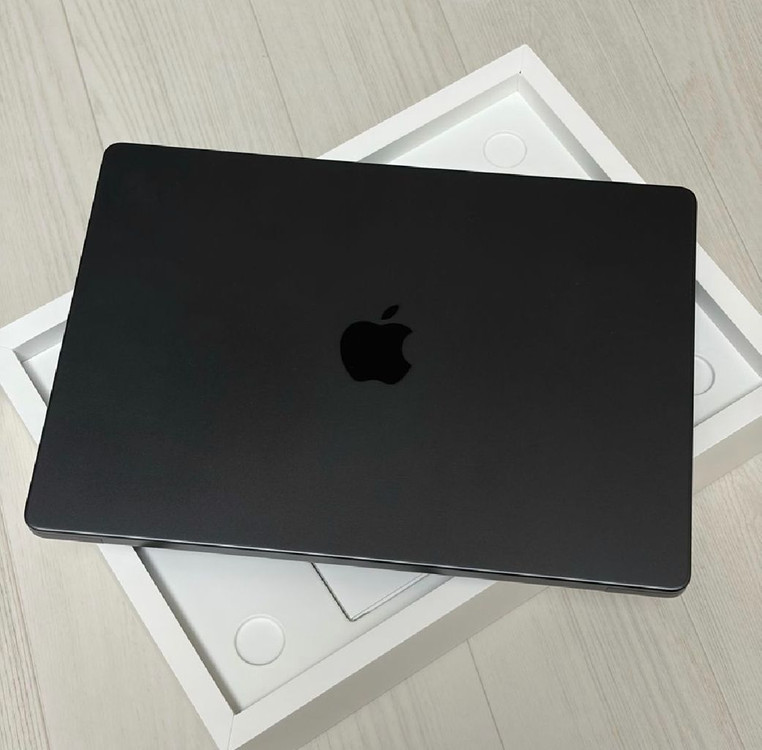 [S급] 맥북프로14 M4 기본형 스페이스블랙 영문 키보드 이미지