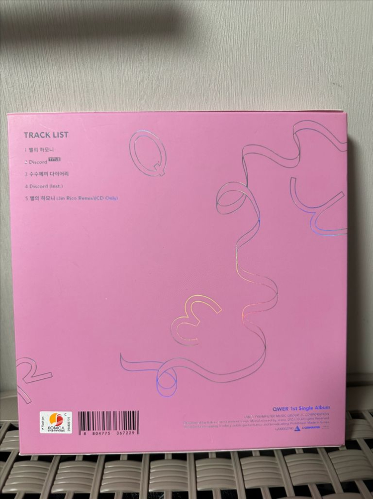 [단순개봉,포카O] QWER 싱글 앨범 1집 디스코드 이미지