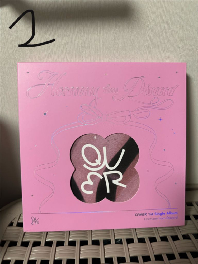 [단순개봉,포카O] QWER 싱글 앨범 1집 디스코드 이미지