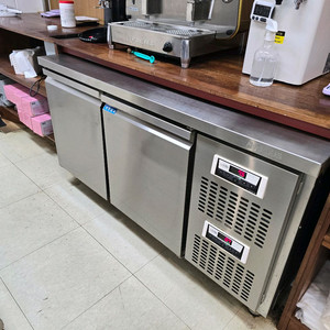 세화 올스텐 1500 테이블 냉장냉동고 직냉식 이미지