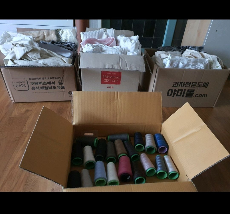 미싱연습용 박음질 연습용 커텐 여러개+미싱실20개 합 저렴하게 2만5천원 이미지