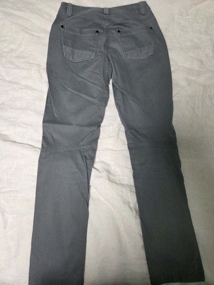 아크테릭스 여성 등산바지 이미지