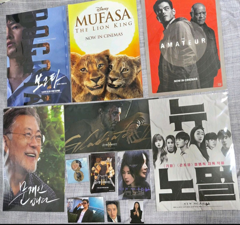 오리지널티켓, 필름마크, 엽서, 포스터 등 각종 굿즈 판매. 이미지