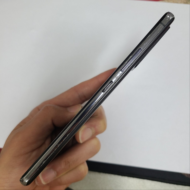 .갤럭시 퀀텀2 블랙 128G 6램 SK 중고폰 212188 이미지