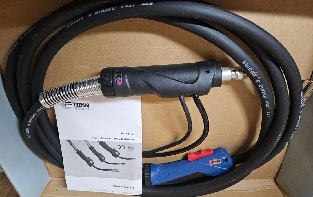 CO2 용접 토치 이미지