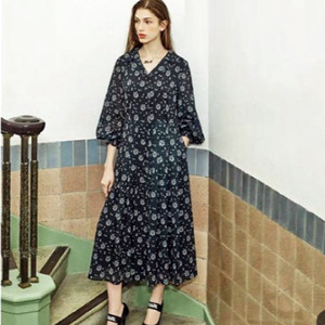 칼라거펠트(Karl Lagerfeld) 플라워패턴 원피스 66 새상품 이미지