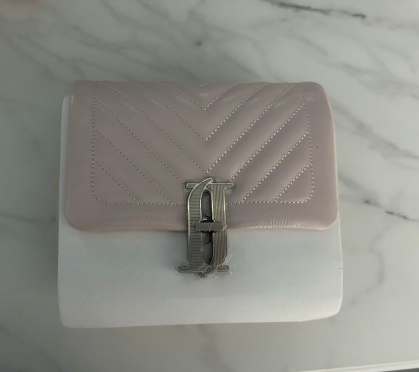 제이에스티나 가방 이미지