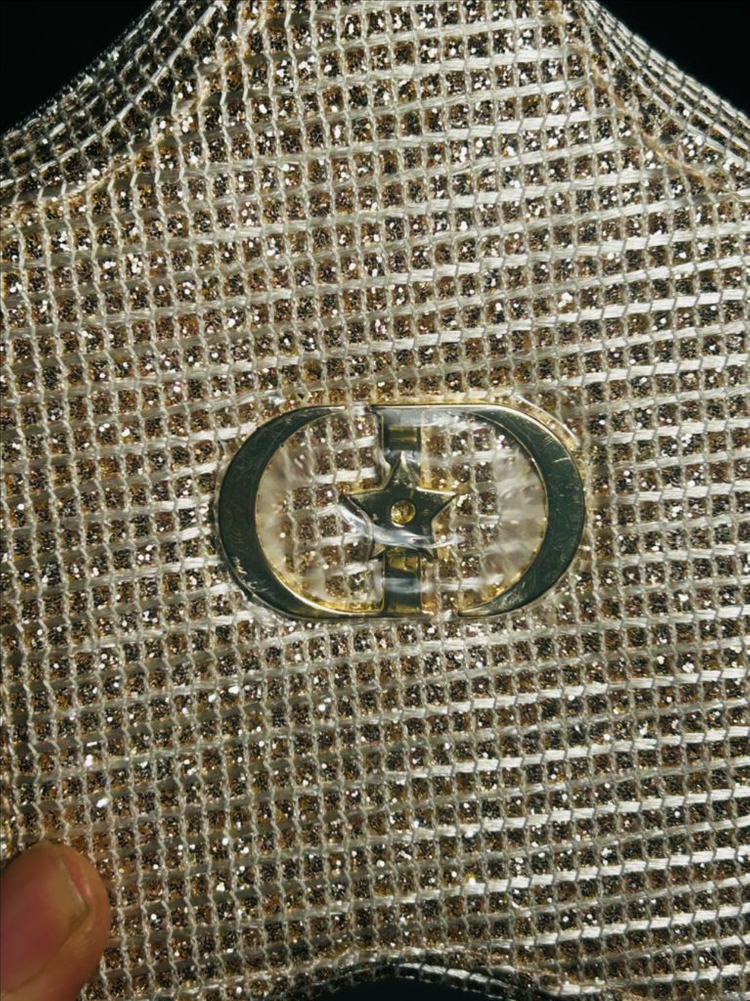 디올 홀리데이 별 파우치 이미지