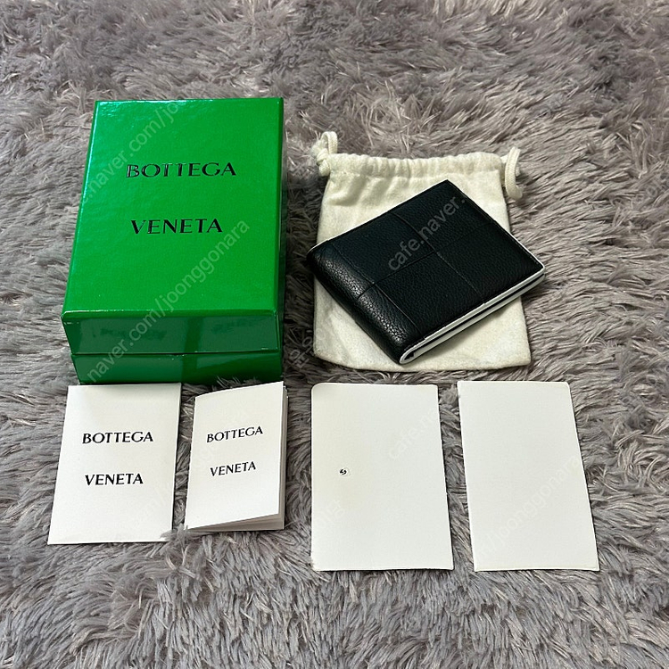 [풀구성] 보테가베네타 맥시 플랩 투톤 반지갑 차콜그레이 이미지