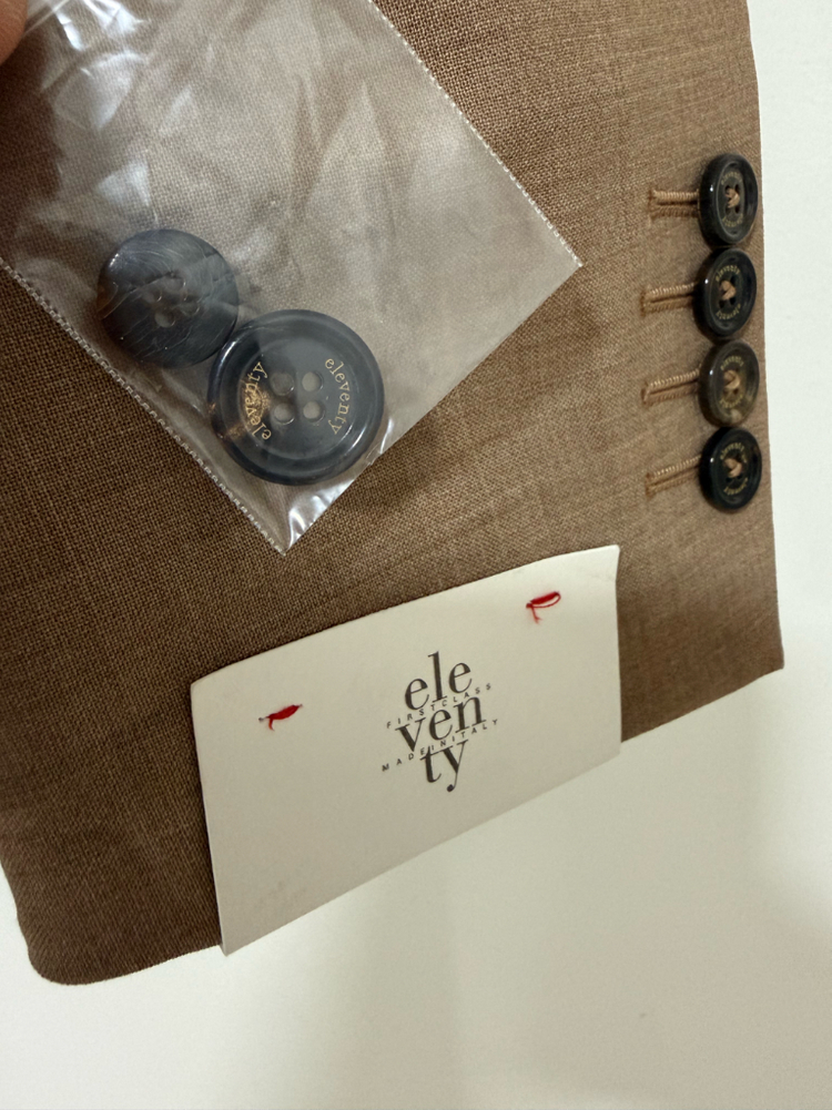 일레븐티 톰포드자켓 랄프로렌퍼플라벨 로로피아나 링자켓 이미지