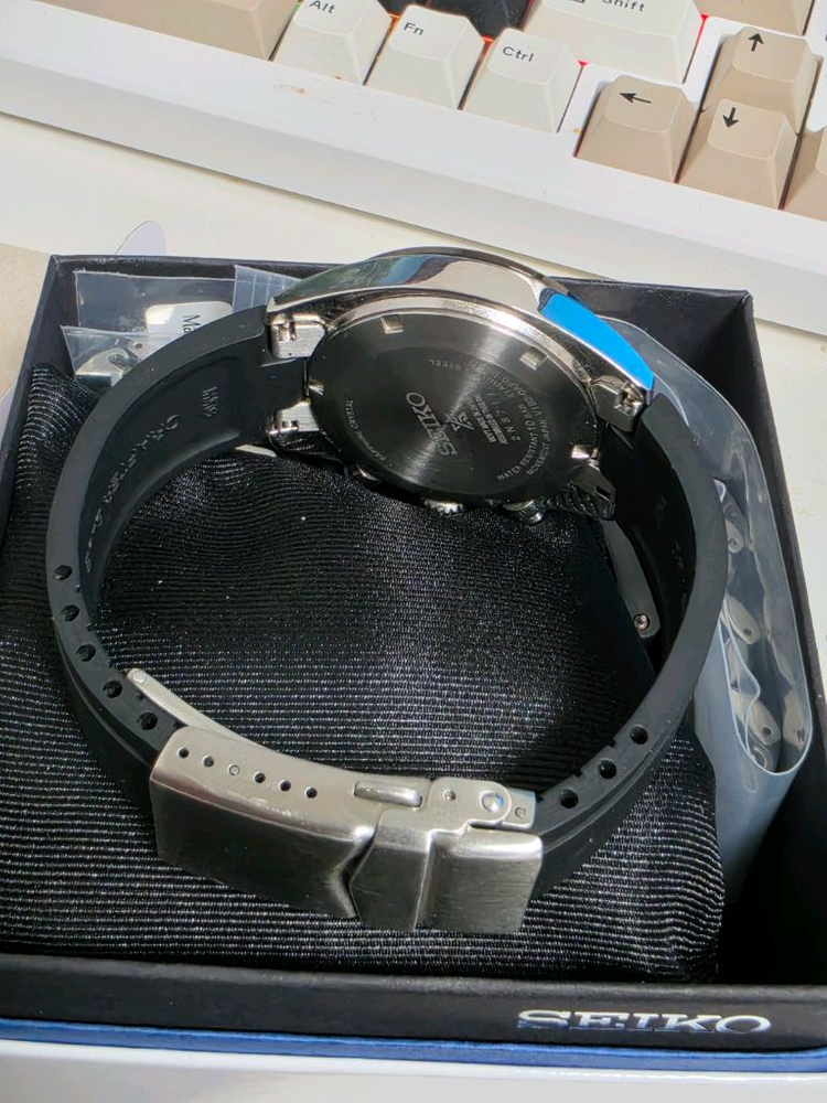 세이코 세이토나 ssc813 + 크래프터블루 러버 이미지