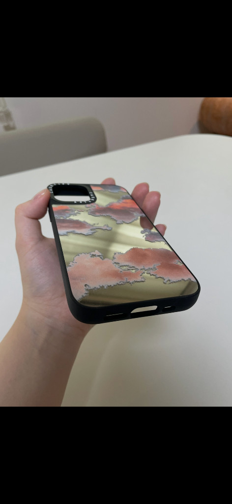 케이스티파이 아이폰 12/12프로 맥세이프 케이스 (구름 디자인) 이미지