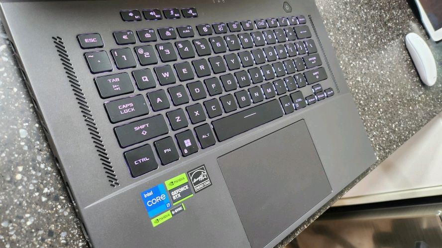 아수스 제피러스G16 고성능 게이밍 노트북/램32G,RTX4070,2TB 이미지