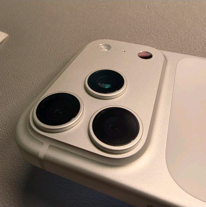 신품급 아이폰 17 프로 실버 자급제 256 풀박스 이미지