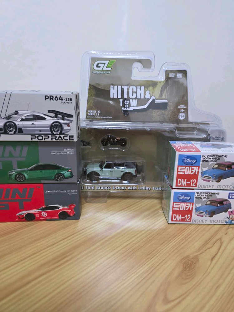 토미카,디즈니,미니지티,그린라이트,팝레이스,BMW,벤츠,브롱코,바이크,LBWK,아벤타도르 1:64 다이캐스트 미니카 이미지