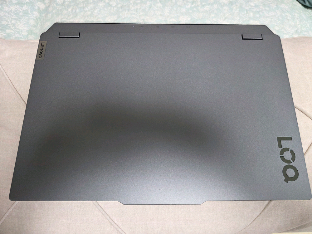 S급 레노버 게이밈 노트북 R7 8845hs 32램 SSD 1테라 이미지