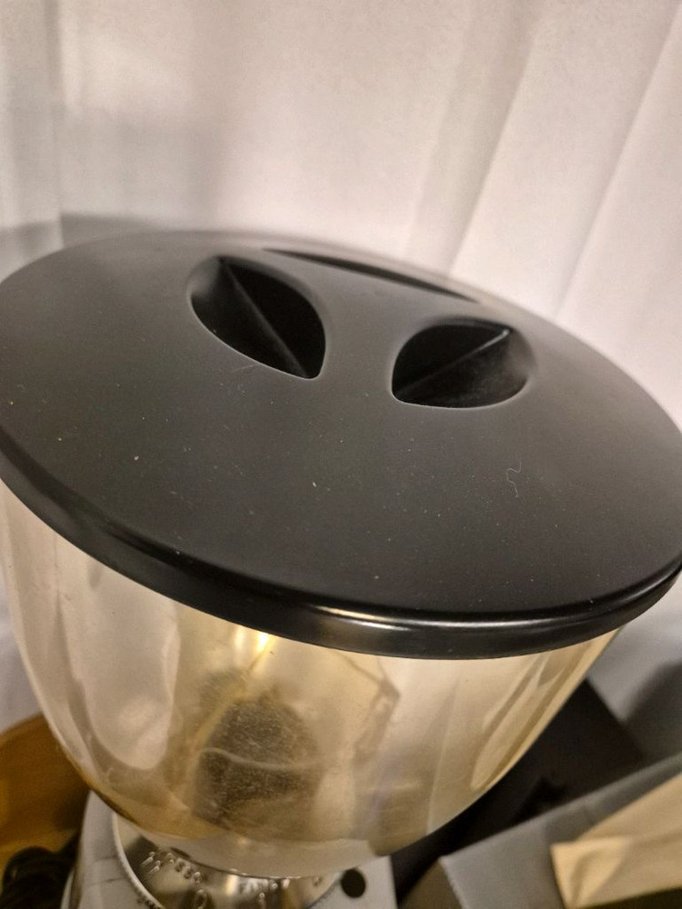 피오렌자토 전문가용 커피 그라인더 이미지