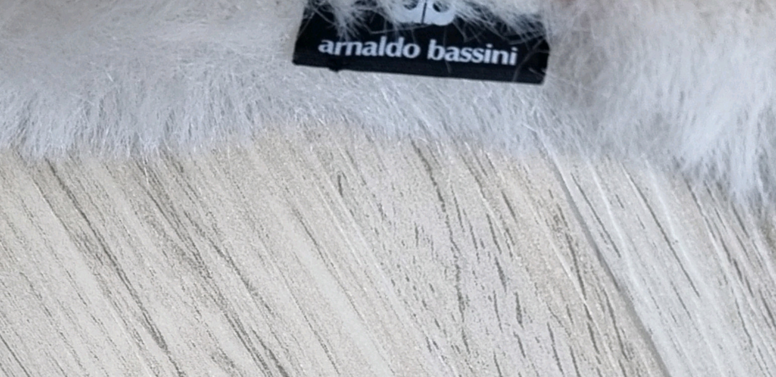 아가타/아날도바시니 머플러 퍼 목도리 스카프 이미지