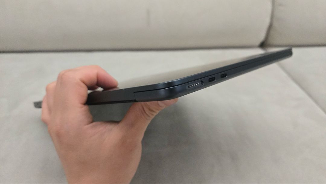 맥북 에어m2 13인치 미드나이트 8/256 이미지