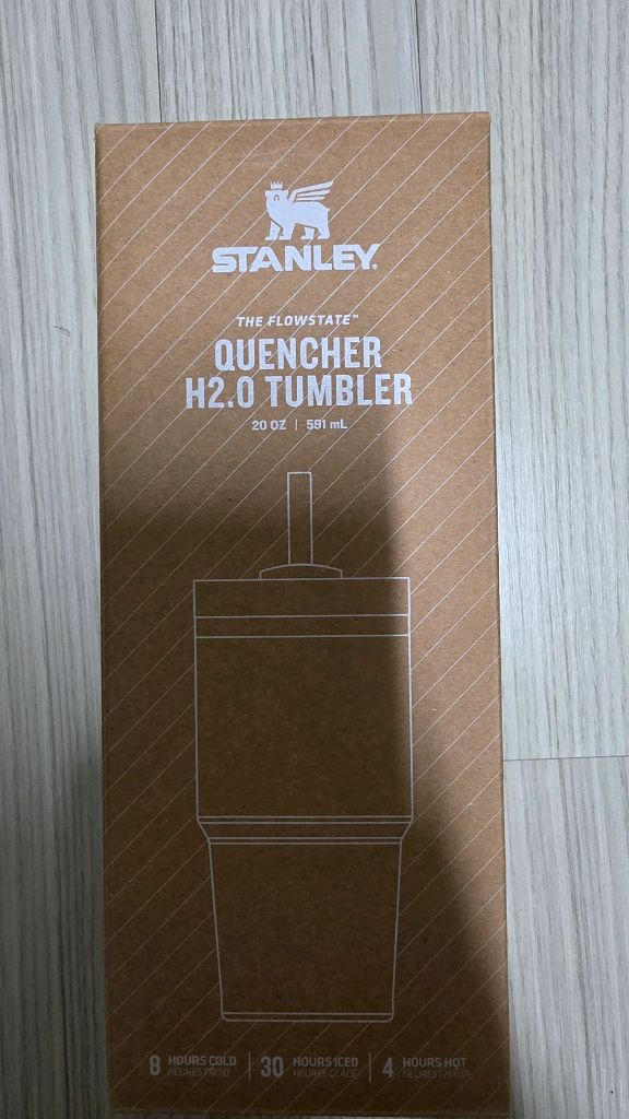 스탠리 퀜처 H2.0 플로우스테이트 텀블러 591ml 2만8천원 팝니다 이미지
