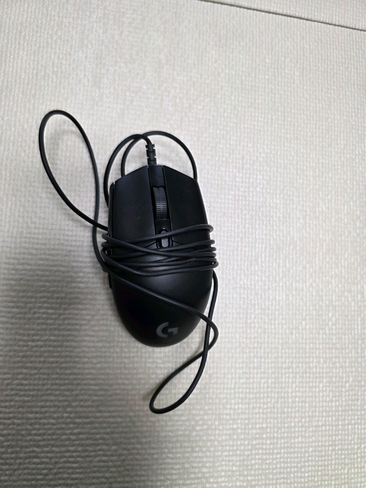 신품급 MSI 17인치 게이밍 노트북 i7 13세대 32램 RTX4060 SSD 2테라 이미지