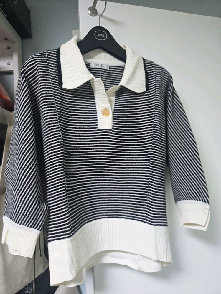 한섬 sj 스트라이프 돌먼 니트 탑(새제품) 이미지