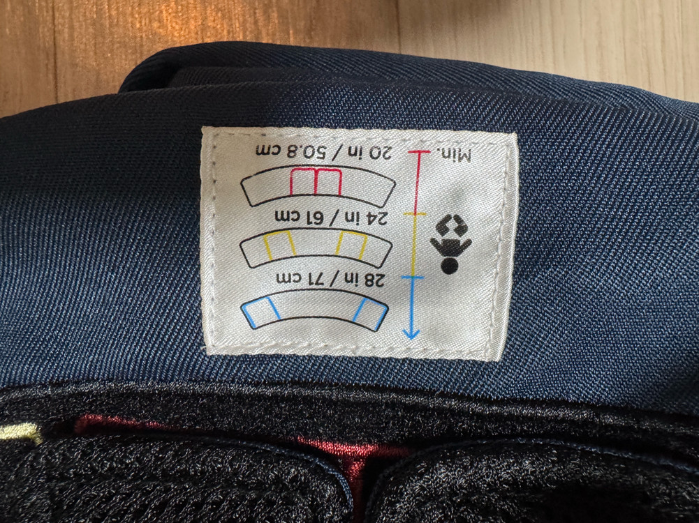 에르고 아기띠+방한워머 팔아요 이미지