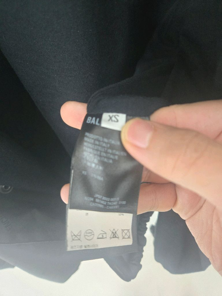 발렌시아가 바람막이 패턴로고 오버핏 XS 이미지