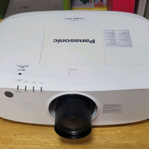 6000안시 파나소닉 빔 프로젝터 PT-EX610 이미지