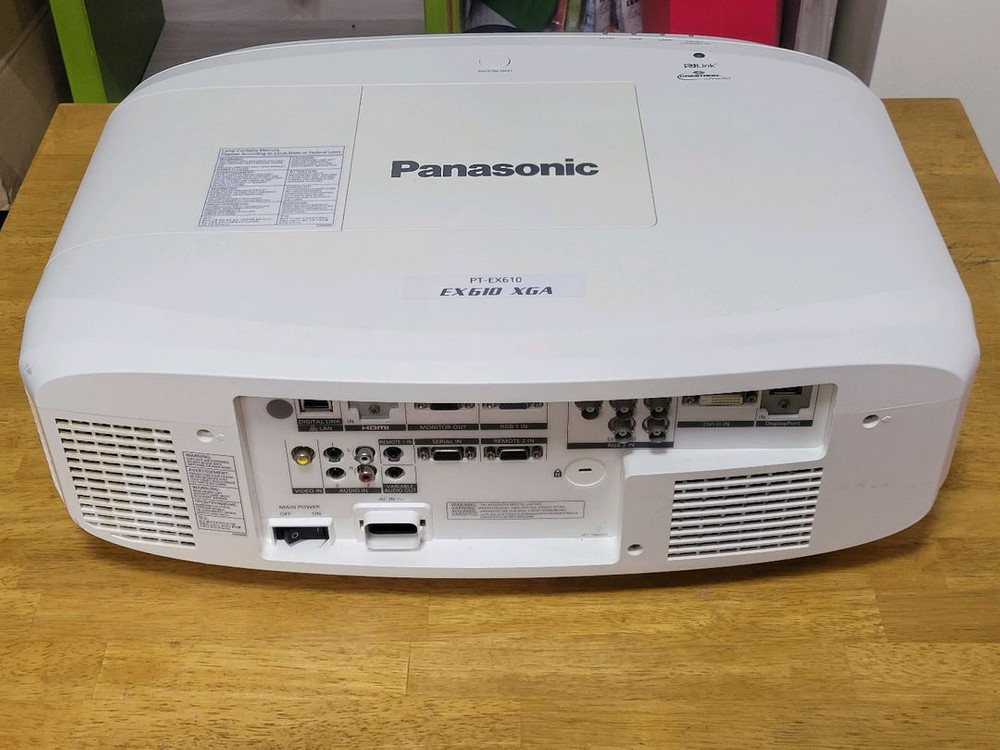 6000안시 파나소닉 빔 프로젝터 PT-EX610 이미지