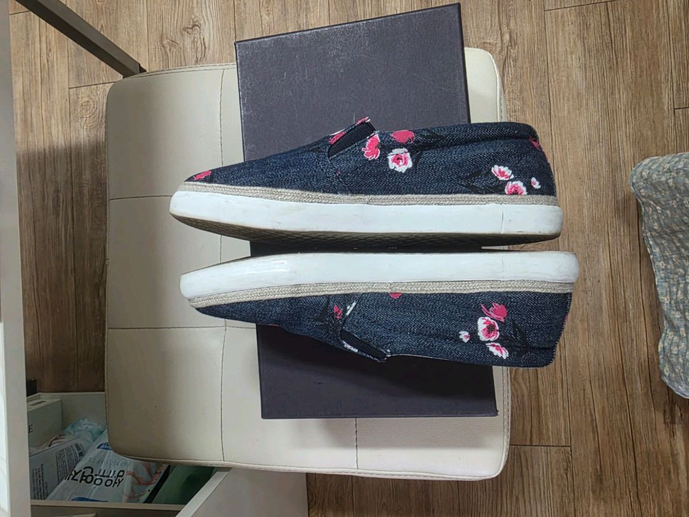 프라다 슬립온 (정품 이미지