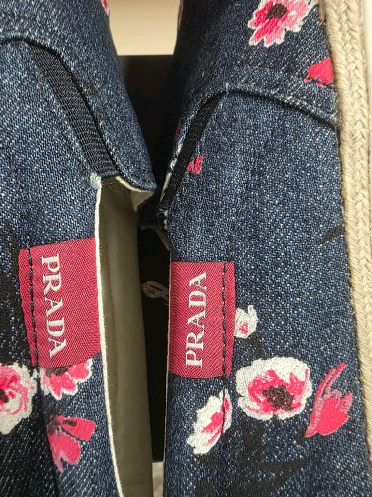 프라다 슬립온 (정품 이미지