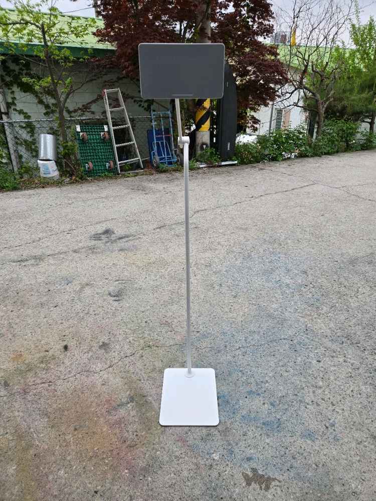 지니비 패드바이미 마그네틱 아이패드 거치대 침대 스탠드형 이미지