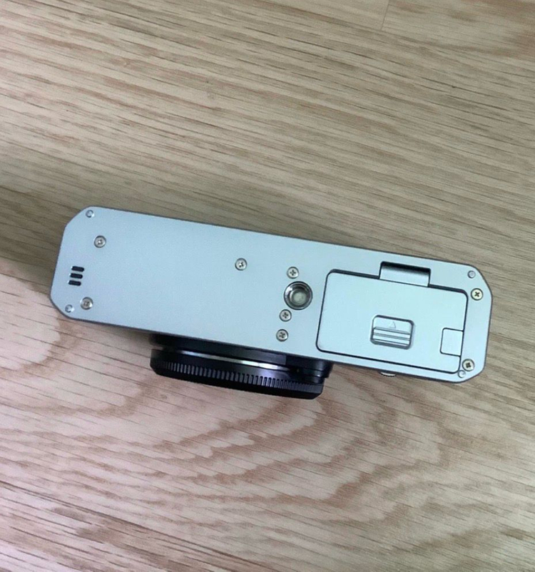 후지필름 x-e4 바디 새상품급 이미지