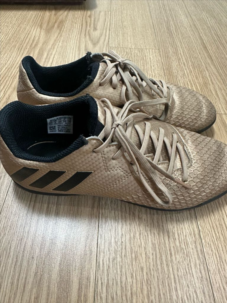 아디다스 키즈 풋살화 메시16.3 축구화 210사이즈 이미지