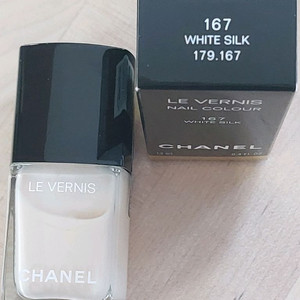 새상품)한정판)샤넬 르베르니 167 화이트 실크 네일 컬러 매니큐어 이미지