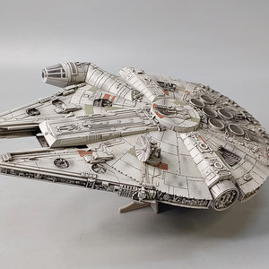 반다이 스타워즈 1/144 밀레니엄팔콘 도색완성작 Bandai 이미지