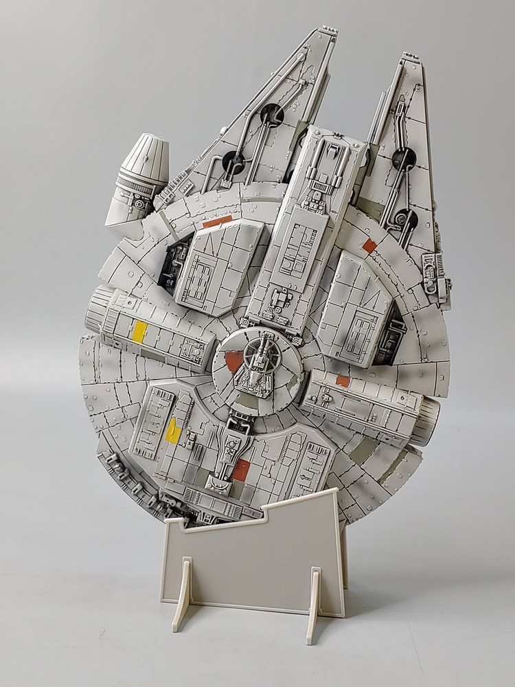 반다이 스타워즈 1/144 밀레니엄팔콘 도색완성작 Bandai 이미지