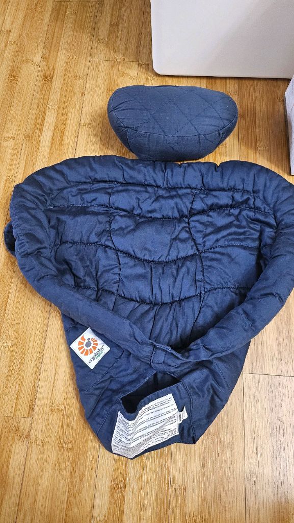 에르고베이비360 쿨에어매쉬+전용 침받이+신생아패드+베이비머핀 워머2개 일괄 팔아요 이미지